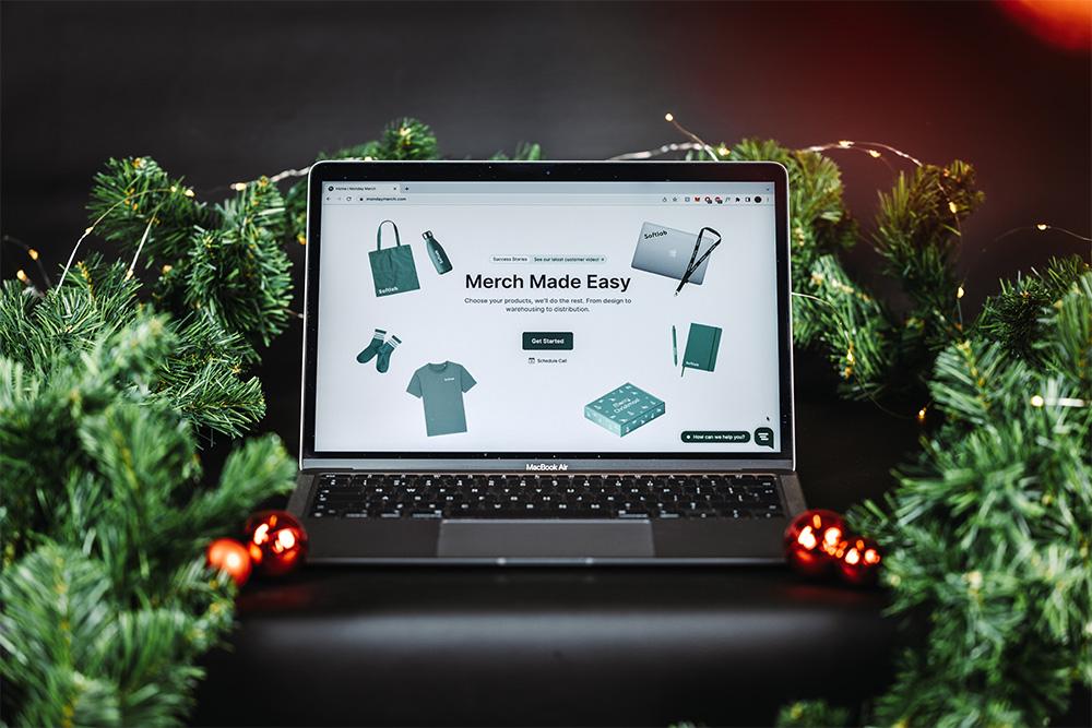 Corporate gifts for Christmas office parties – Monday Merch Corporate gifts for Christmas office parties